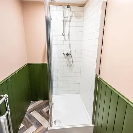 Sallow Tree House Self Catering Apartment Selby