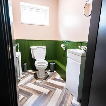 Sallow Tree House Self Catering Apartment *